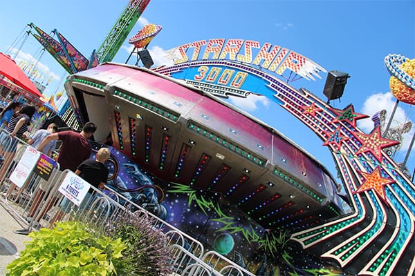 Starship Ride in SpinCity Adult Area