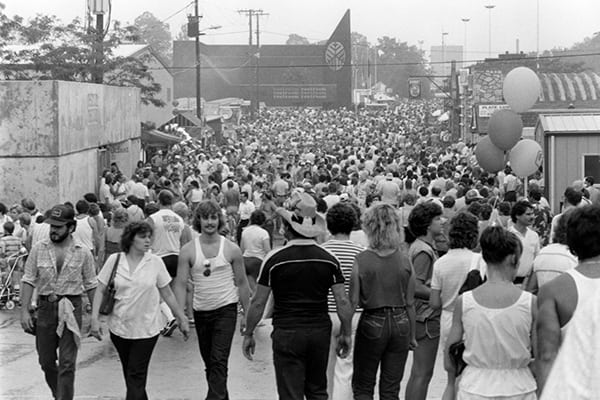 1984 Crowds on Central Avenue